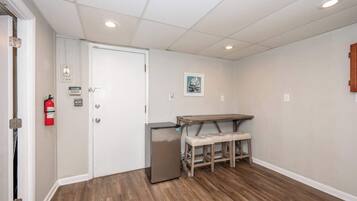 House, Multiple Beds, Patio, Garden View (The Terrace Timber House) | Interior