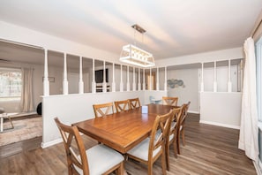 House, Multiple Beds, Patio, Garden View (The Terrace Timber House) | Dining - The Terrace Timber House  For 8 (Hamilton)