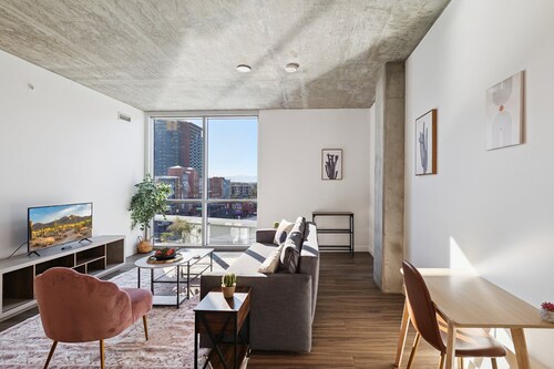 CozySuites at ADELINE