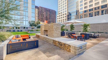 Grill-/Picknickplatz