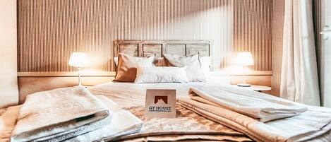 Iron/ironing board, free WiFi