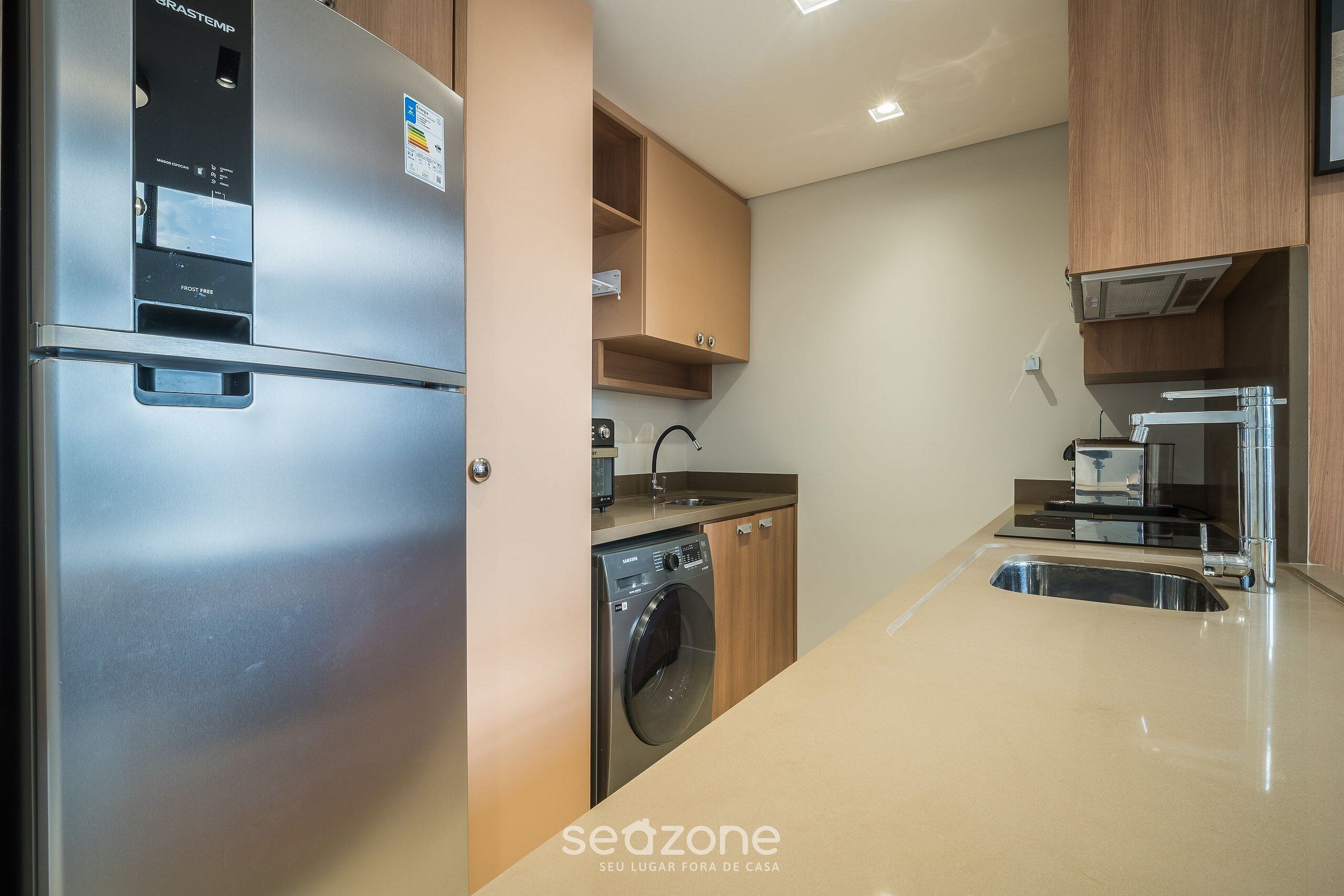 Basic Apartment | Private kitchen