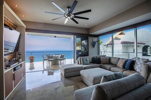 TV - Casa Lussienez | Luxury Ocean-View 3BR @ Paramount (Puerto Vallarta)