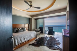 3 bedrooms, iron/ironing board, Internet, bed sheets - Casa Lussienez | Luxury Ocean-View 3BR @ Paramount (Puerto Vallarta)