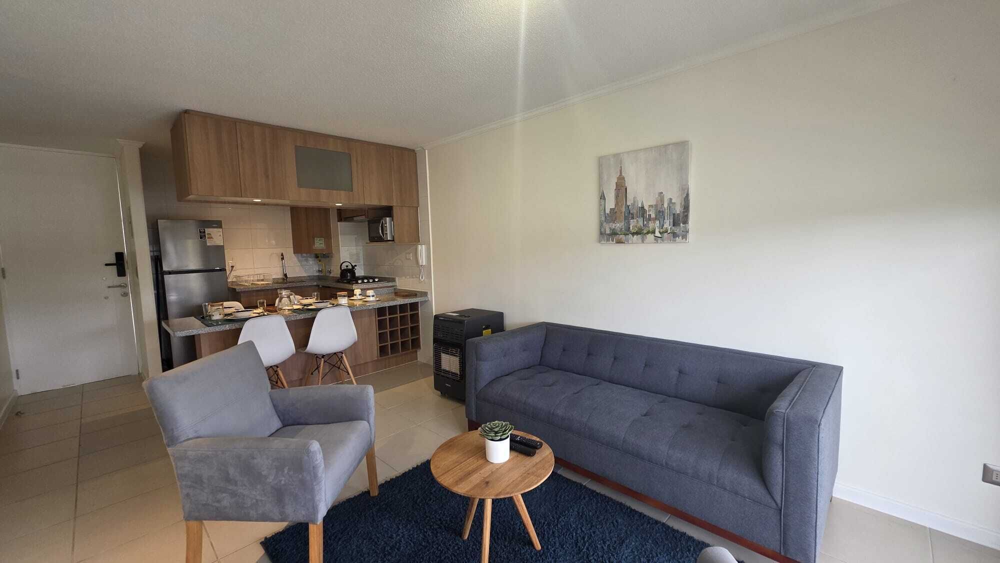 Familienapartment, Balkon, Poolblick | Wohnbereich