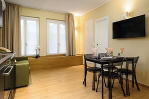 Dining - Pearl Apartment Porta Venezia Center Milan (Milano)