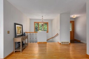 Interior - Cozy Lakehouse in Altoona- Firepit, Theater, Gym (Altoona)