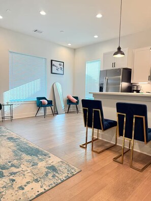 Interior - Modern Minimalist 3BR for Families, Nurses, Groups (Houston)