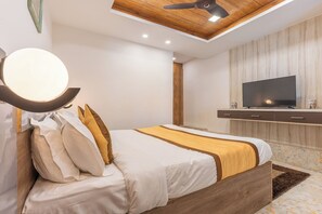 Familie suite, uitzicht op meer | Verduisterende gordijnen, een strijkplank/strijkijzer, gratis wifi