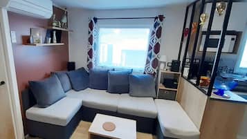 Televisie en een tafeltennistafel