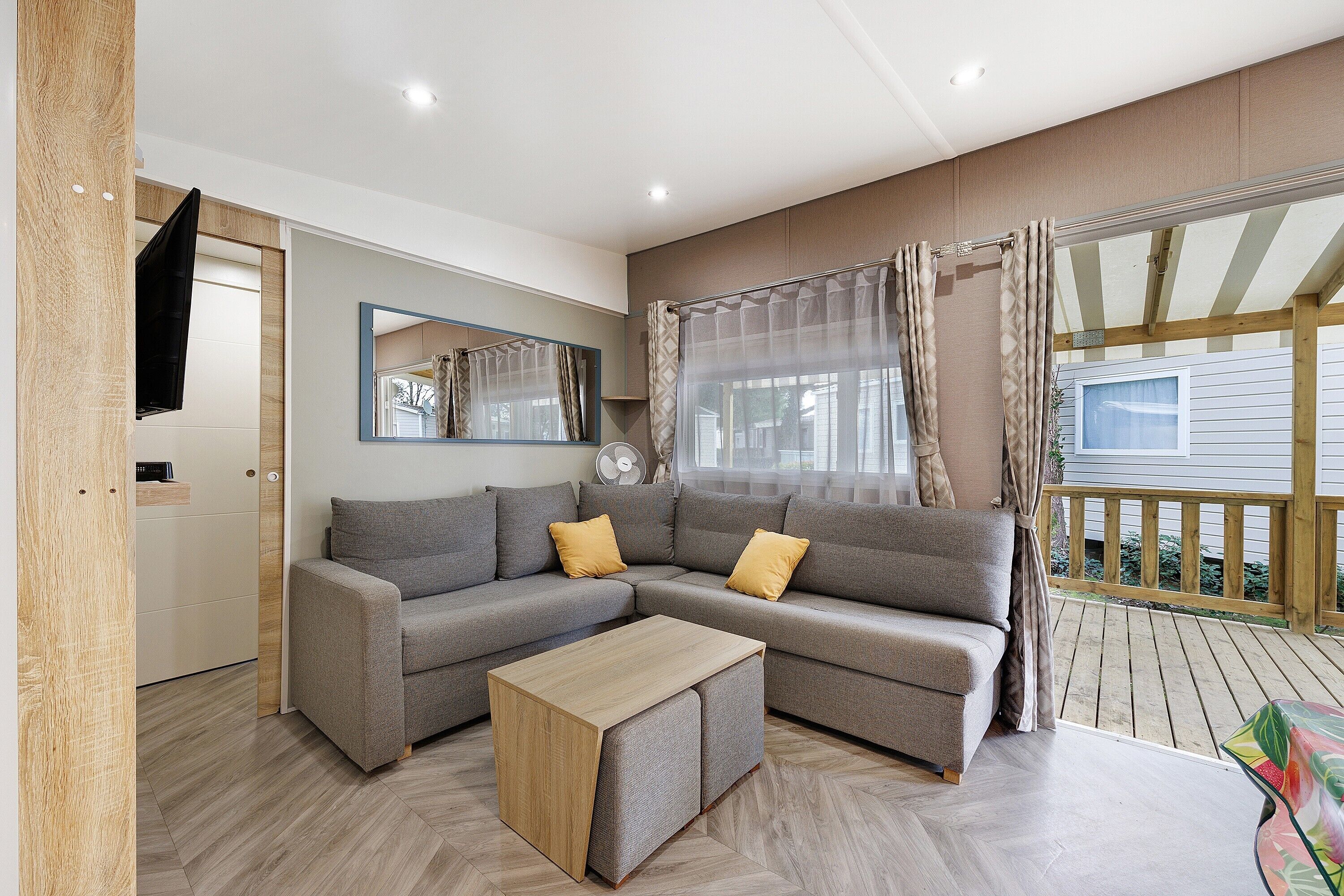 Televisio, pöytätennispöytä