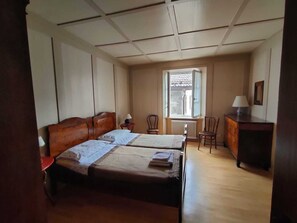 2 bedrooms, WiFi, bed sheets - Maso Tati, warm family apartment in the center of the village (Predazzo)