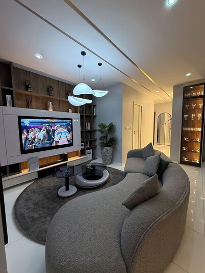 Glitaz Apartment