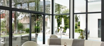 Villa L'Ermitage de la Tilleraie: Luxury Retreat in the Heart of Pécharmant Vineyards