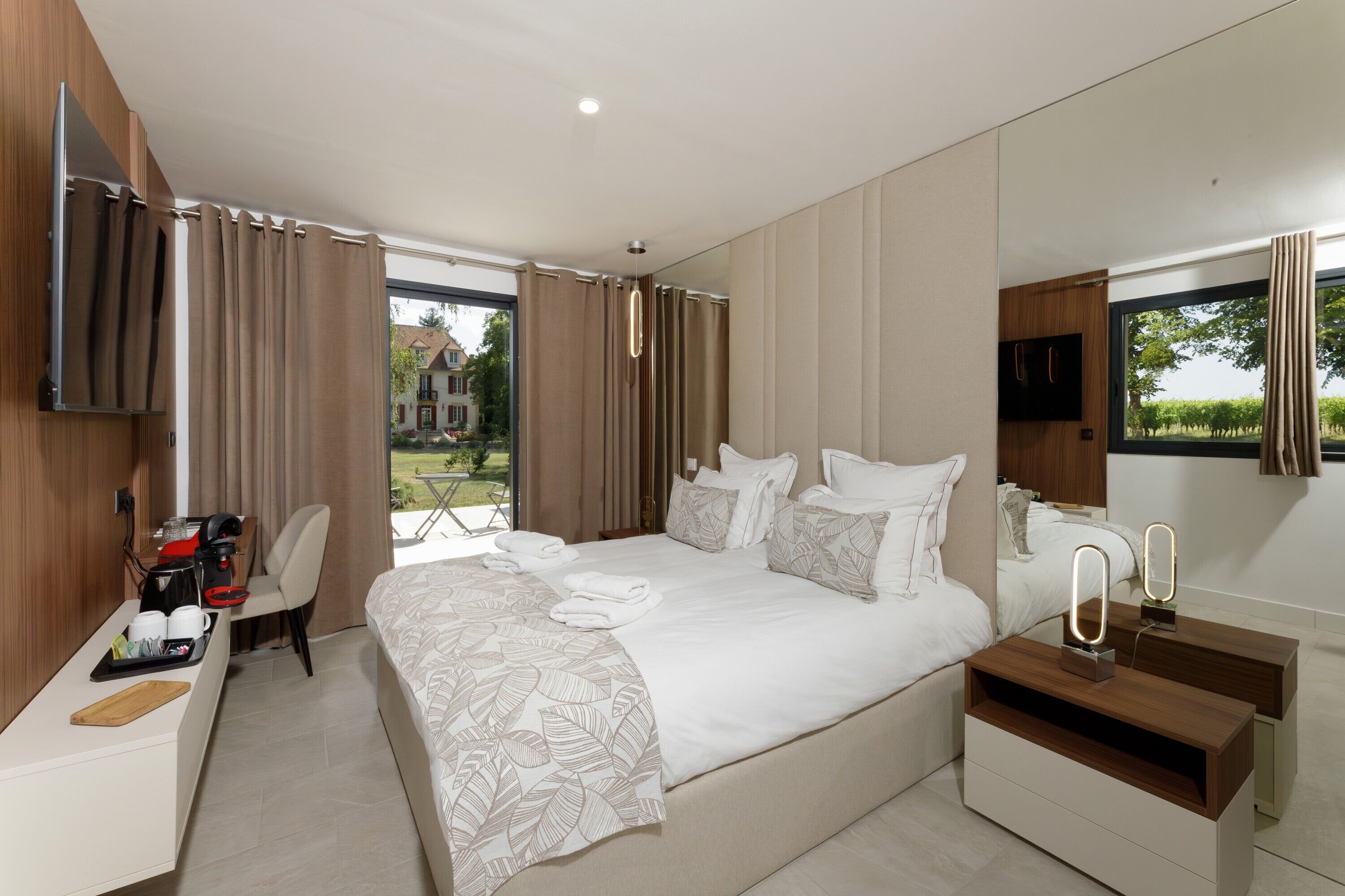 7 camere, ferro/asse da stiro, Wi-Fi, lenzuola