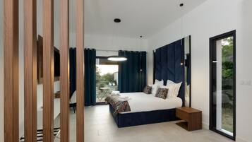 7 bedrooms, iron/ironing board, WiFi, bed sheets