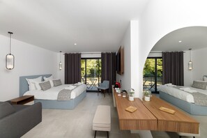 7 chambres, fer et planche à repasser, Wi-Fi, draps fournis