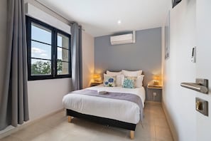 4 dormitorios, escritorio, tabla de planchar con plancha y wifi