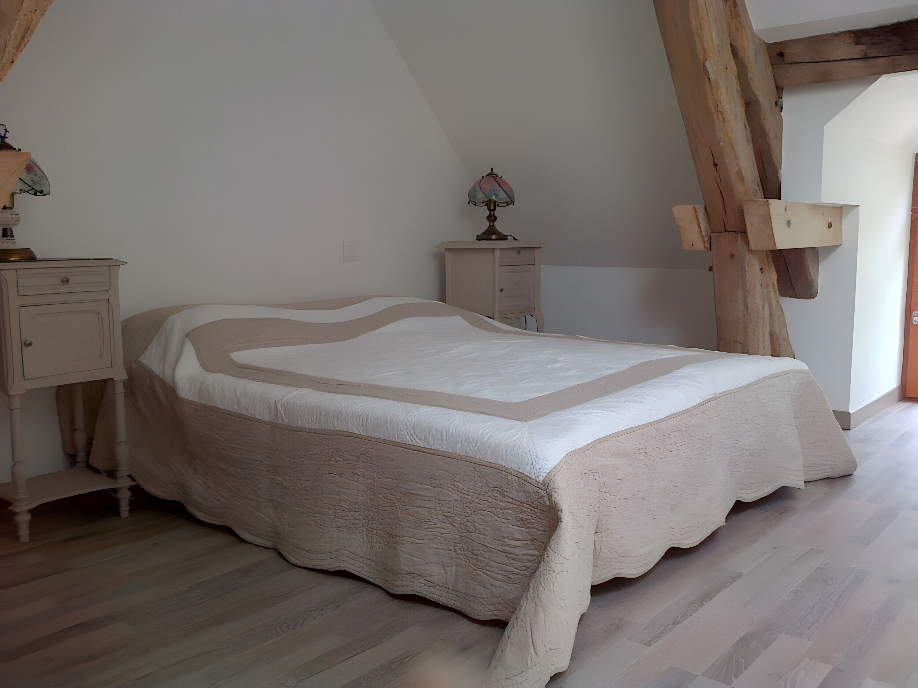 1 間睡房、熨斗/熨衫板、Wi-Fi、床單