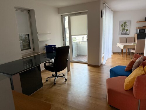 ,Neue Wohnung komplett eingerichtet, nähe Pasing Arcaden