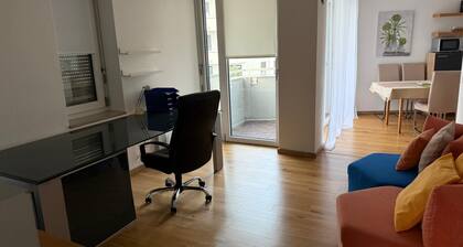 ,Neue Wohnung komplett eingerichtet, nähe Pasing Arcaden