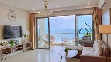 Appartement Supérieur, 3 chambres, vue plage | Coin séjour