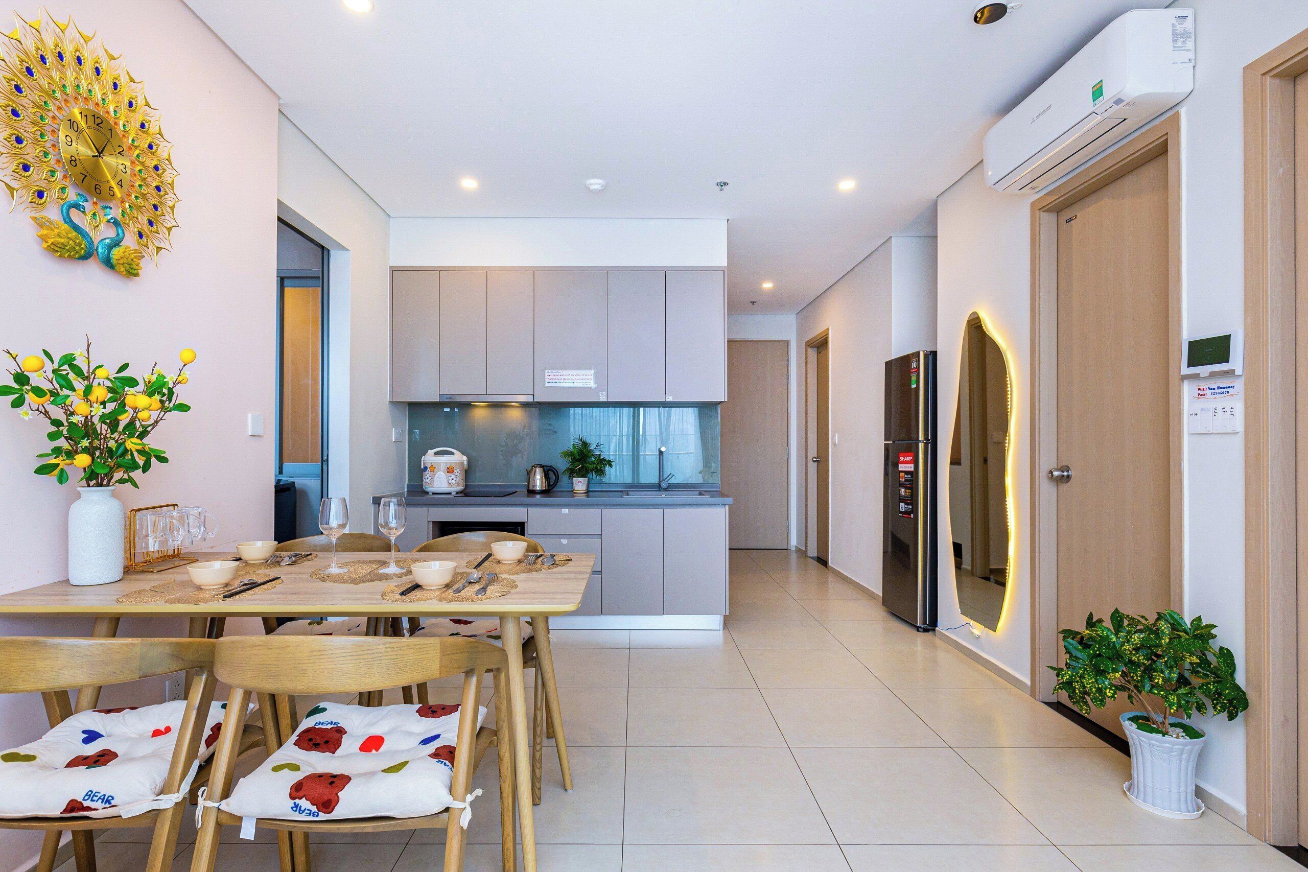 Departamento, 3 habitaciones, balcón, vista a la playa | Escritorio, cortinas blackout y tabla de planchar con plancha 