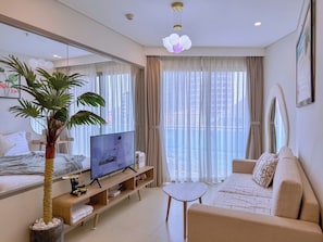 Luxury-Apartment, 2 Schlafzimmer, Balkon | Wohnbereich