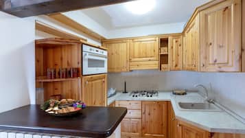 Apartamento, vista para a montanha | Cozinha privada