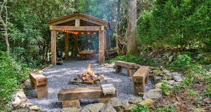 Cozy Cabin: Trails & Family Memories