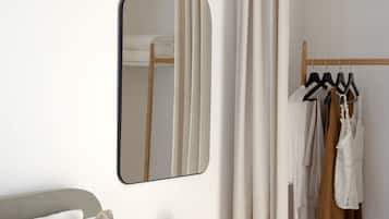 Apartment, 2 Schlafzimmer, Meerblick | Verdunkelungsvorhänge, Bügeleisen/Bügelbrett, kostenloses WLAN