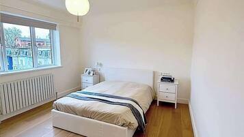 1 chambre, fer et planche Ă repasser, Wi-Fi, draps fournis