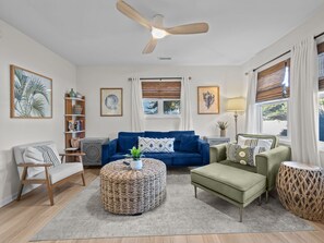 Smart TV - Isle Haven, 3 bedroom townhouse in the heart of town! (Emerald Isle)