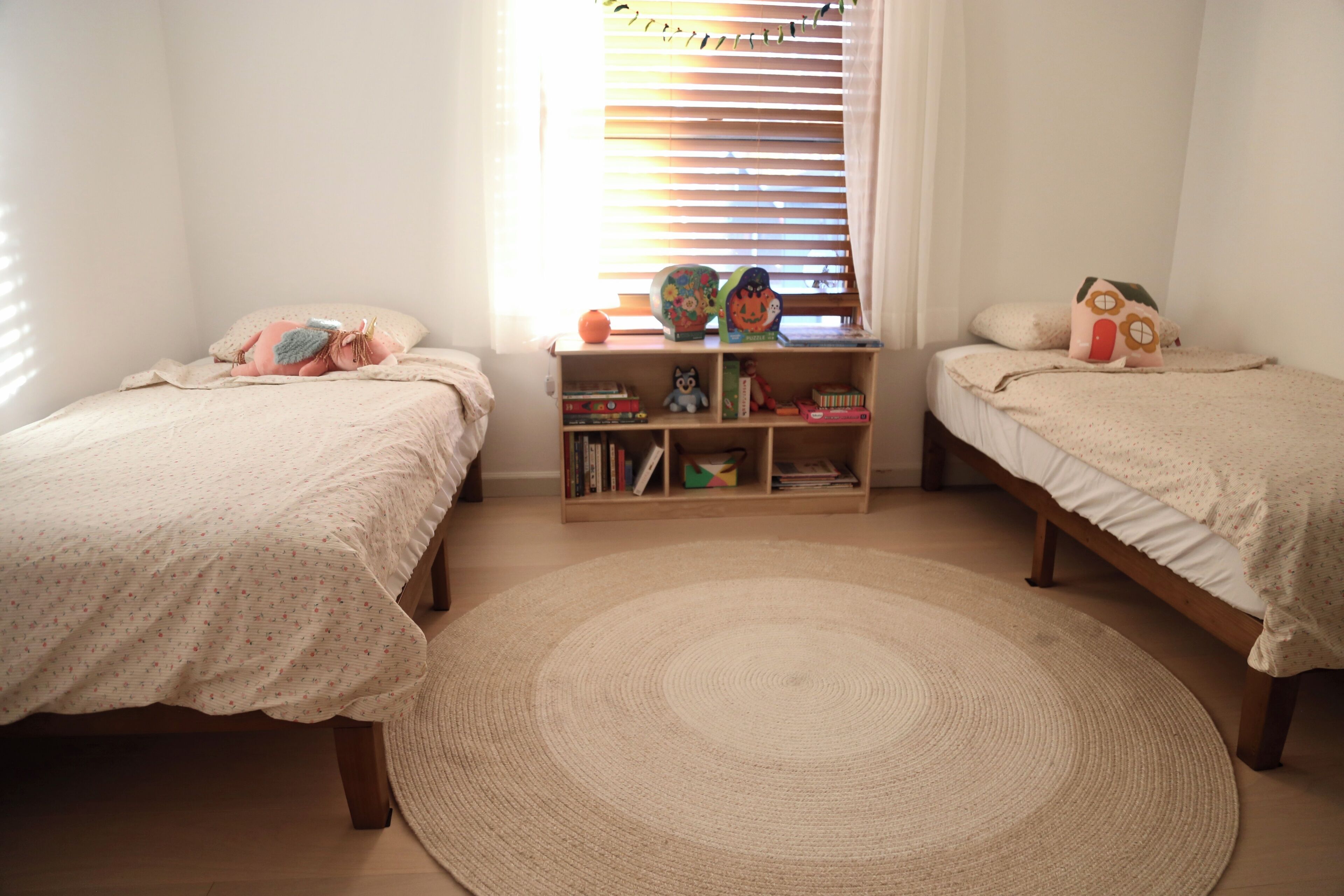 3 bedrooms, in-room safe, desk, travel crib