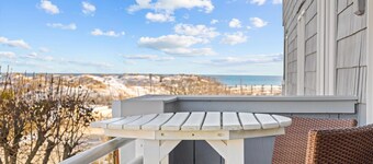 Beach Block 4BR Townhouse w/ Beach Views & Parking