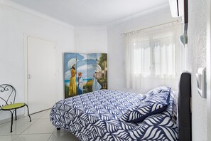 1 Schlafzimmer, Bügeleisen/Bügelbrett