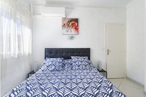 1 bedroom, iron/ironing board - Stunning Sea View, Central F2 Apartment with 17 m² Terrace (Canet Plage)