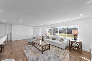 Interior - New to the vacation rental market - 2 night min Modern riverfront home 4 br 3 bath with stunning views, private heated pool & private dock access great for fishing, 4 bikes to explore, and minutes to Sanibel, Captiva, and local beaches. (Fort Myers)