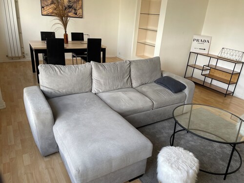 Apartment in a private residence 10km from Futuroscope