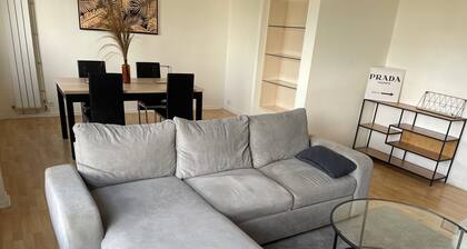 Apartment in a private residence 10km from Futuroscope