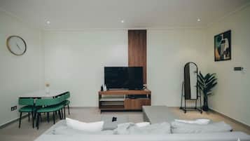 Classic Apartment | Living area