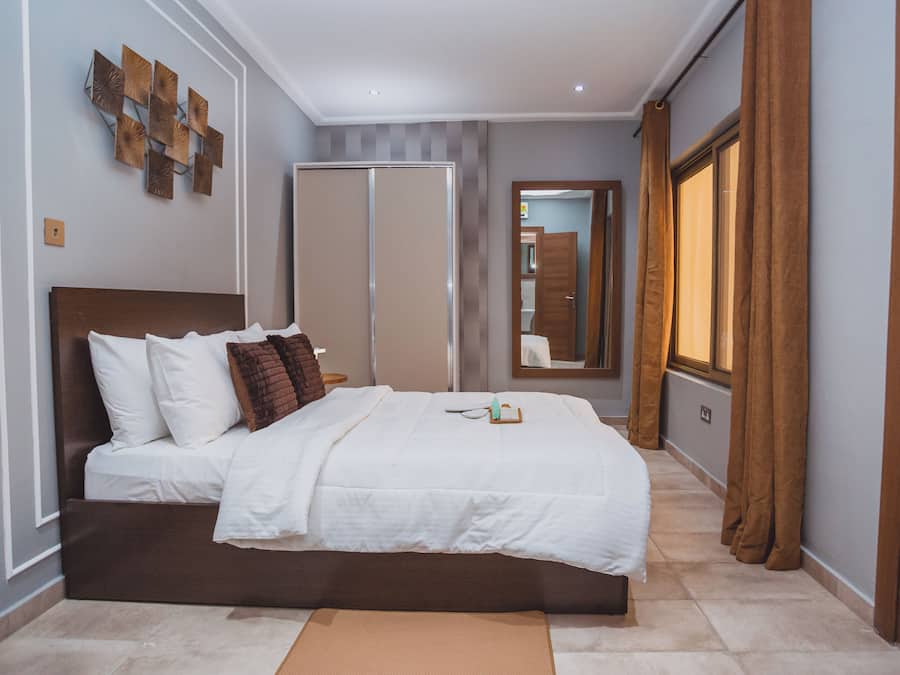 Luxury Apartment | Iron/ironing board, free WiFi