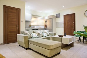 Deluxe Apartment | Living area - The Veron-Dzorwulu (Accra)