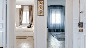 1 camera, ferro/asse da stiro, Wi-Fi, lenzuola