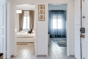 1 slaapkamer, een strijkplank/strijkijzer, wifi, beddengoed