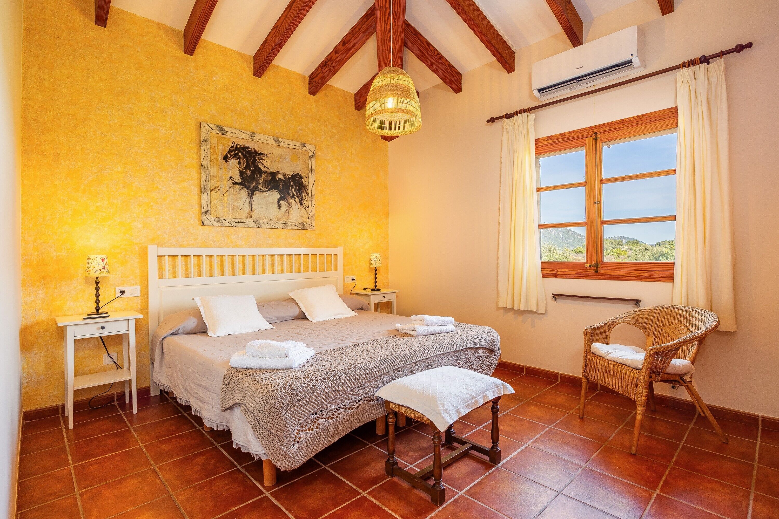 4 chambres, fer et planche à repasser, Wi-Fi, draps fournis