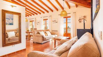 Télévision, cheminée