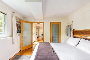 1 chambre, bureau, fer et planche à repasser, Wi-Fi gratuit