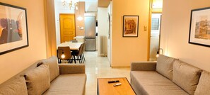 TV - Pretty apartment in Acropolis (Athens)