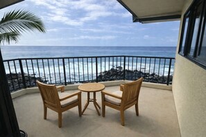 Property grounds - Kai Lani | Luxury Oceanfront Estate on the Kona Coast (Kailua-Kona)